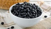 Black beans v/s pinto beans: Which is better for you?