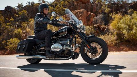 BMW R 18 Classic motorcycle launched at Rs. 24 lakh BMW R 18 Classic motorcycle launched at Rs. 24 lakh