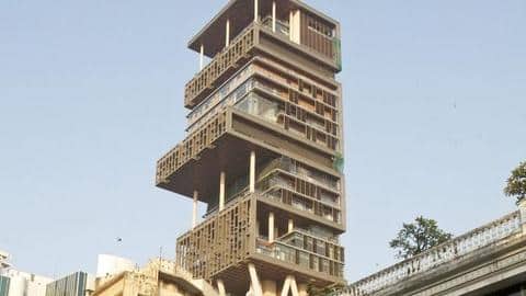 SUV with explosives found near Mukesh Ambani's house SUV with explosives found near Mukesh Ambani's house