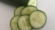 How to use cucumbers for sunburns