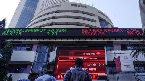 Sensex jumps over 400 points in early trade Sensex jumps over 400 points in early trade