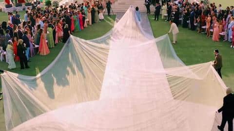 Priyanka Chopra Jonas's veil was 75 feet long!