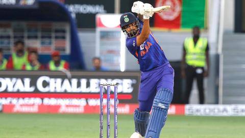 Asia Cup: KL Rahul slams his 17th T20I fifty Asia Cup: KL Rahul slams his 17th T20I fifty