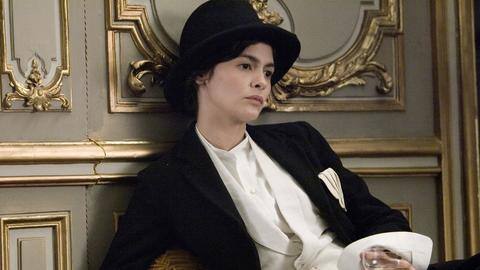 Want to know about the fashion world? Watch these movies Want to know about the fashion world? Watch these movies