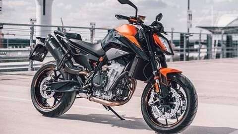 KTM 990 Duke motorbike spotted testing; design details revealed KTM 990 Duke motorbike spotted testing; design details revealed