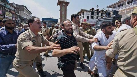 Dozens of separatists leaders were arrested on Friday night Dozens of separatists leaders were arrested on Friday night