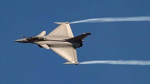 Rafale deal: Supreme Court asks Modi govt for deal details Rafale deal: Supreme Court asks Modi govt for deal details