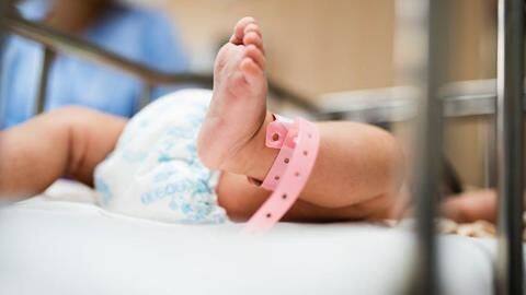 MP: Baby dies after mother chops off extra fingers, toes MP: Baby dies after mother chops off extra fingers, toes