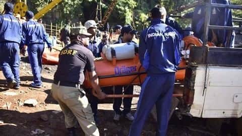 Meghalaya: Navy divers want water level reduced; miners remain trapped Meghalaya: Navy divers want water level reduced; miners remain trapped