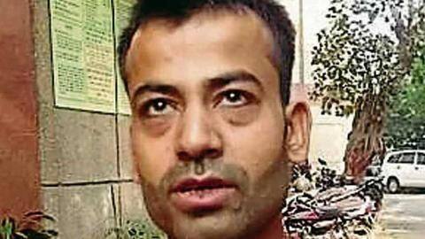 Delhi: Man kills wife in front of daughter; surrenders afterwards Delhi: Man kills wife in front of daughter; surrenders afterwards