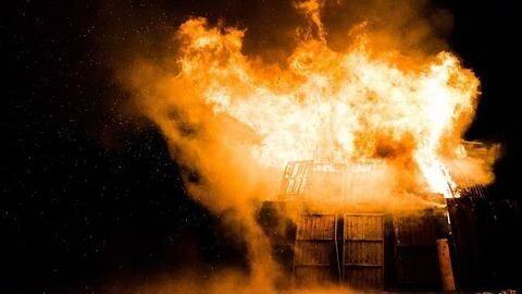 Angry at brother getting job, man burns family to death Angry at brother getting job, man burns family to death