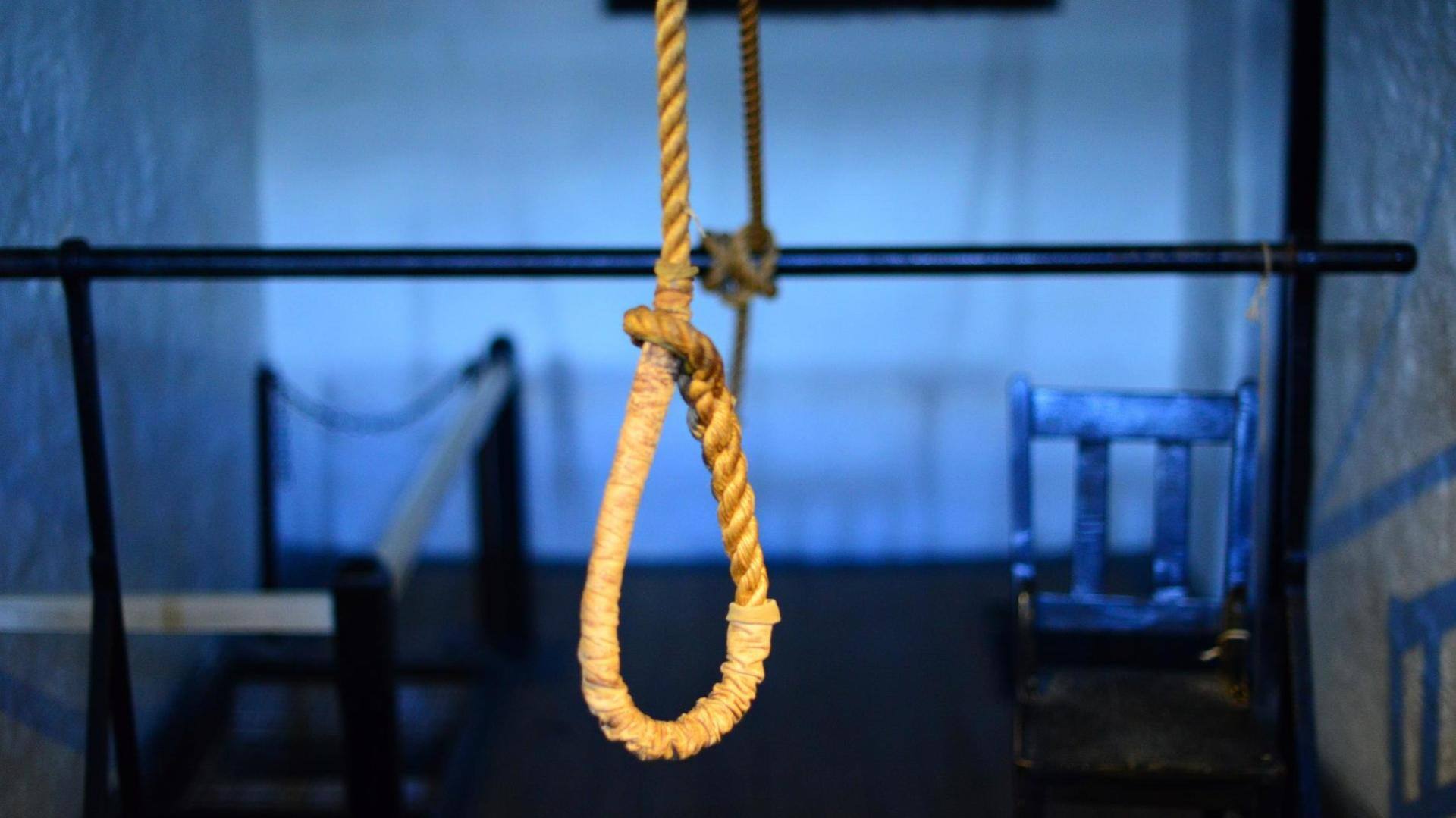 UP: 14-year-old girl commits suicide after getting barred from exam