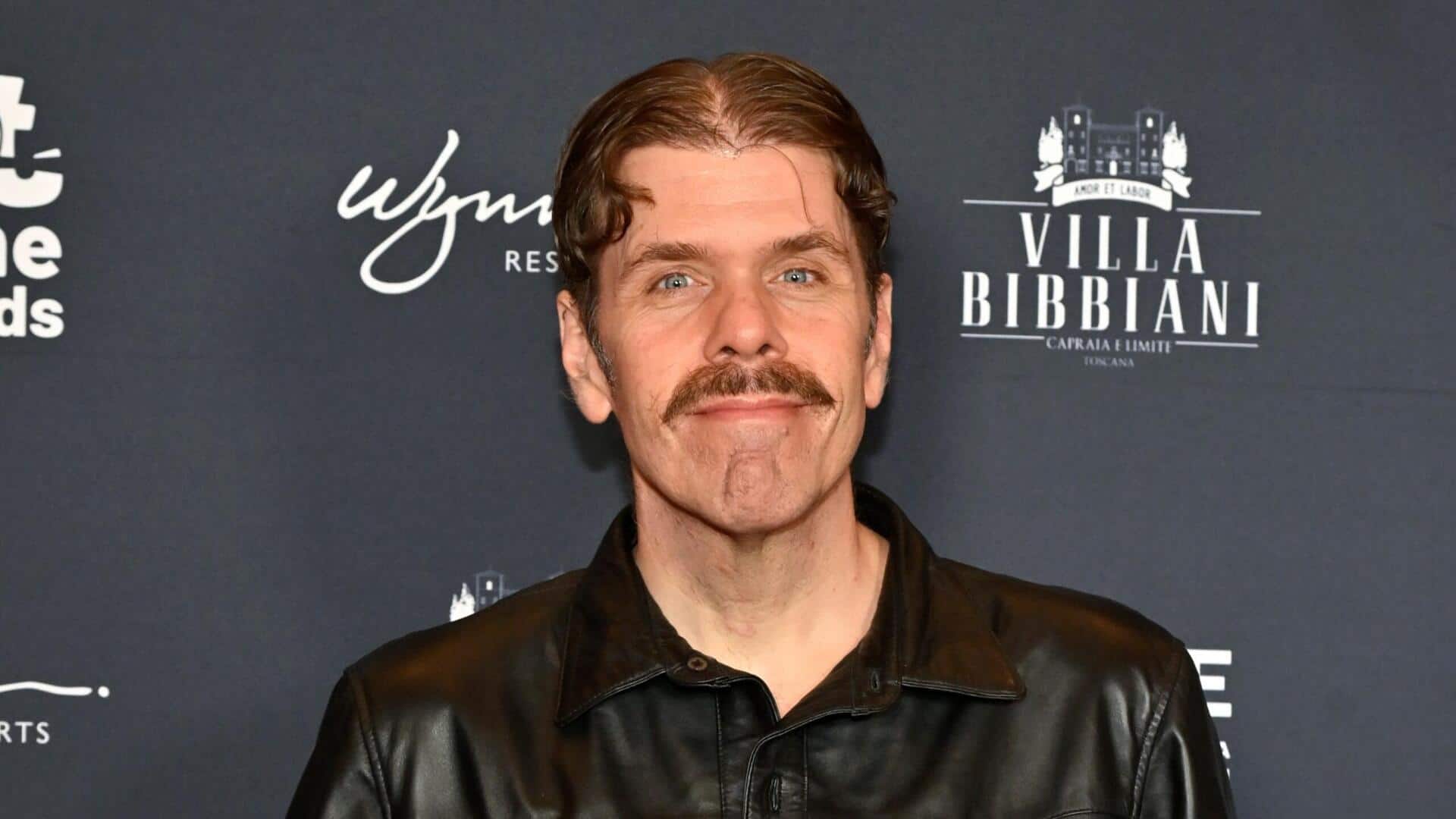 What happened to celebrity blogger Perez Hilton?