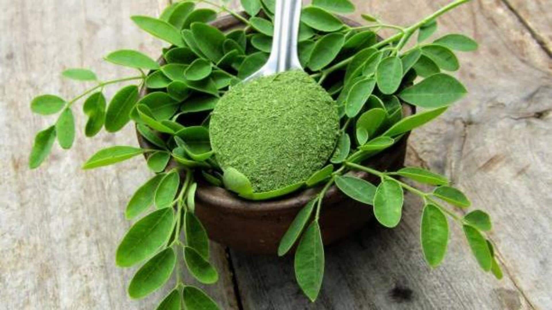 How to use moringa leaves for glowing skin