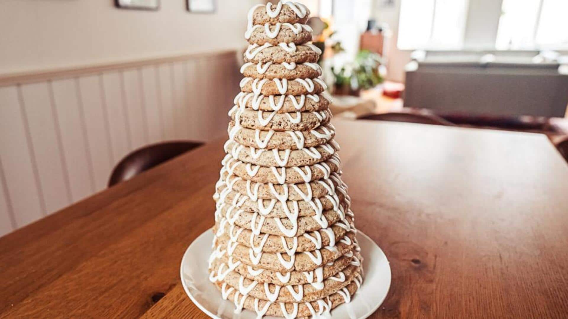 Check out this vegan Norwegian kransekake recipe