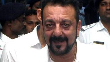 Farhan Akhtar visits Yerawada prison, inmates ask about Sanjay Dutt