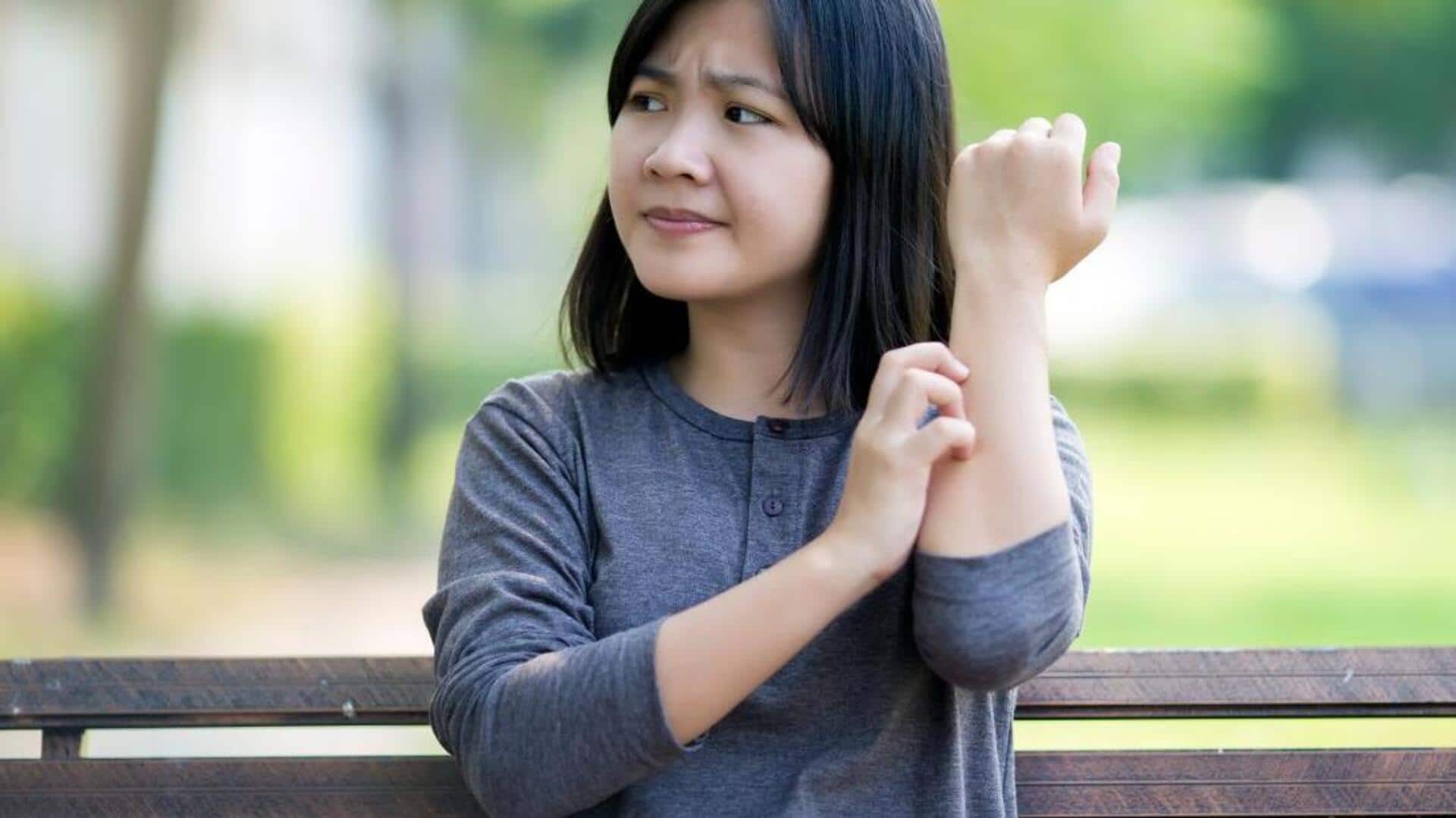 Fix midarm itch with honey and oatmeal paste