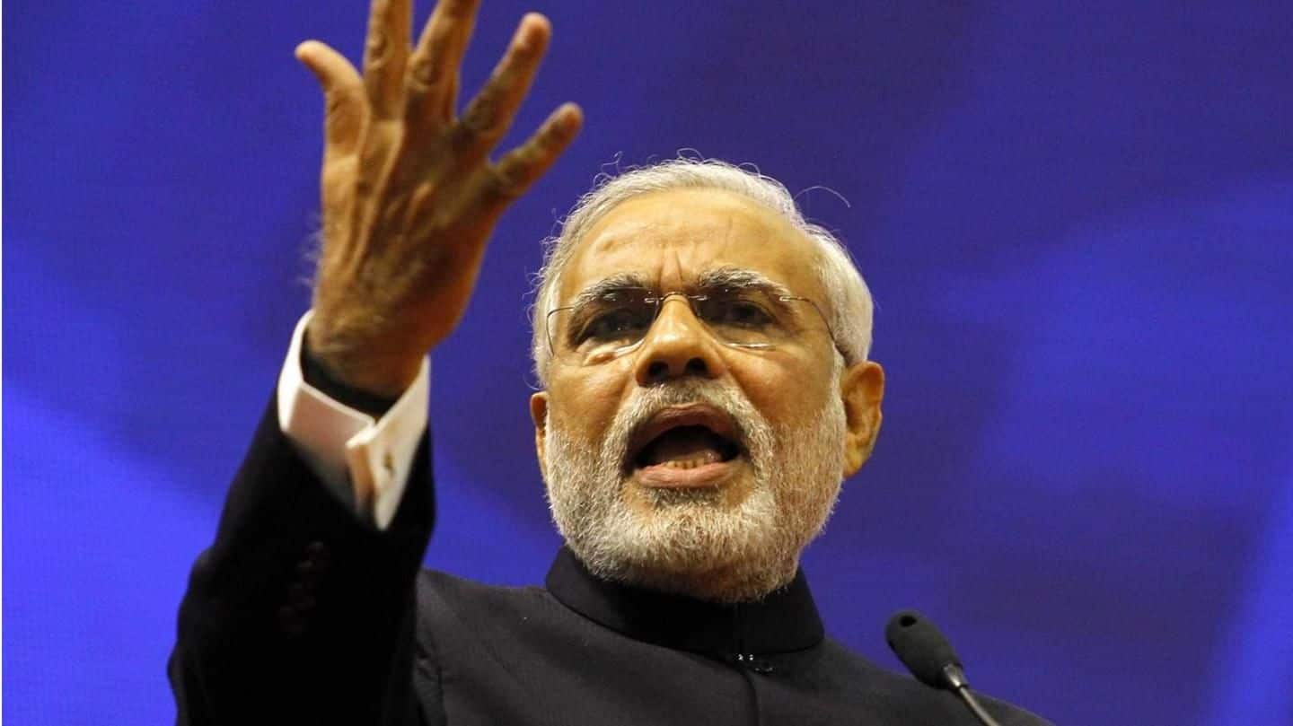 PM Modi attacks Rahul Gandhi over "15 minute" dare