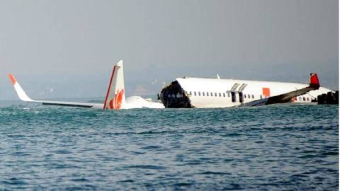 Lion air crash: Indonesian diver dies during search operation