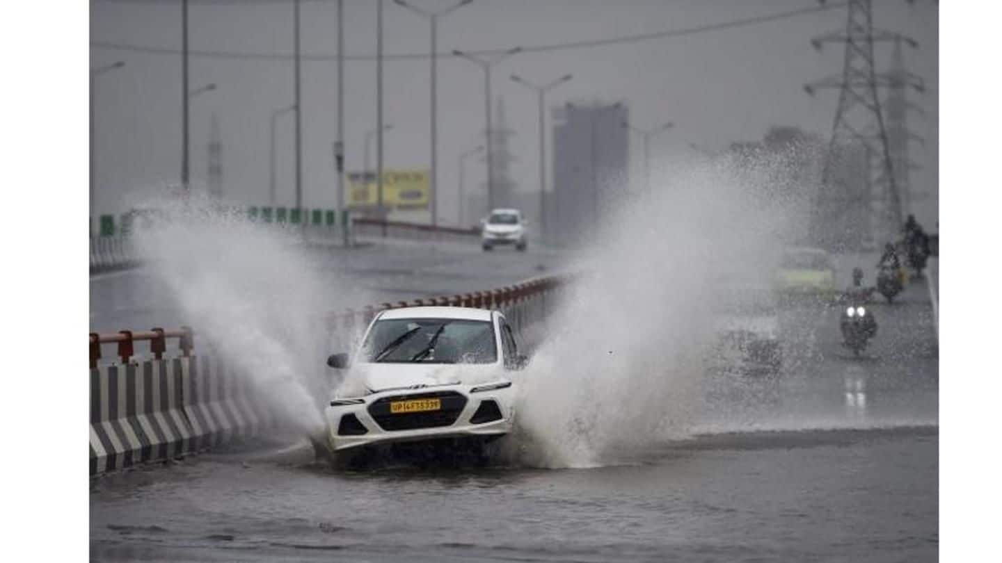 #MonsoonAlert: 465 dead in 5 states due to rains, floods