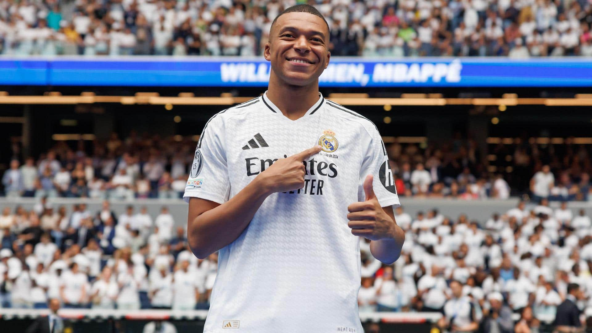 Kylian Mbappe gifts his Real Madrid jersey to Rafael Nadal