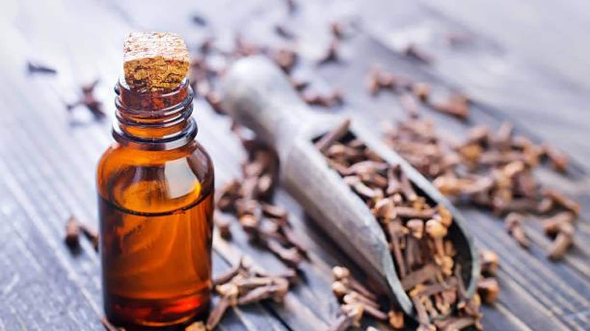 Enhancing healthy gums with clove oil