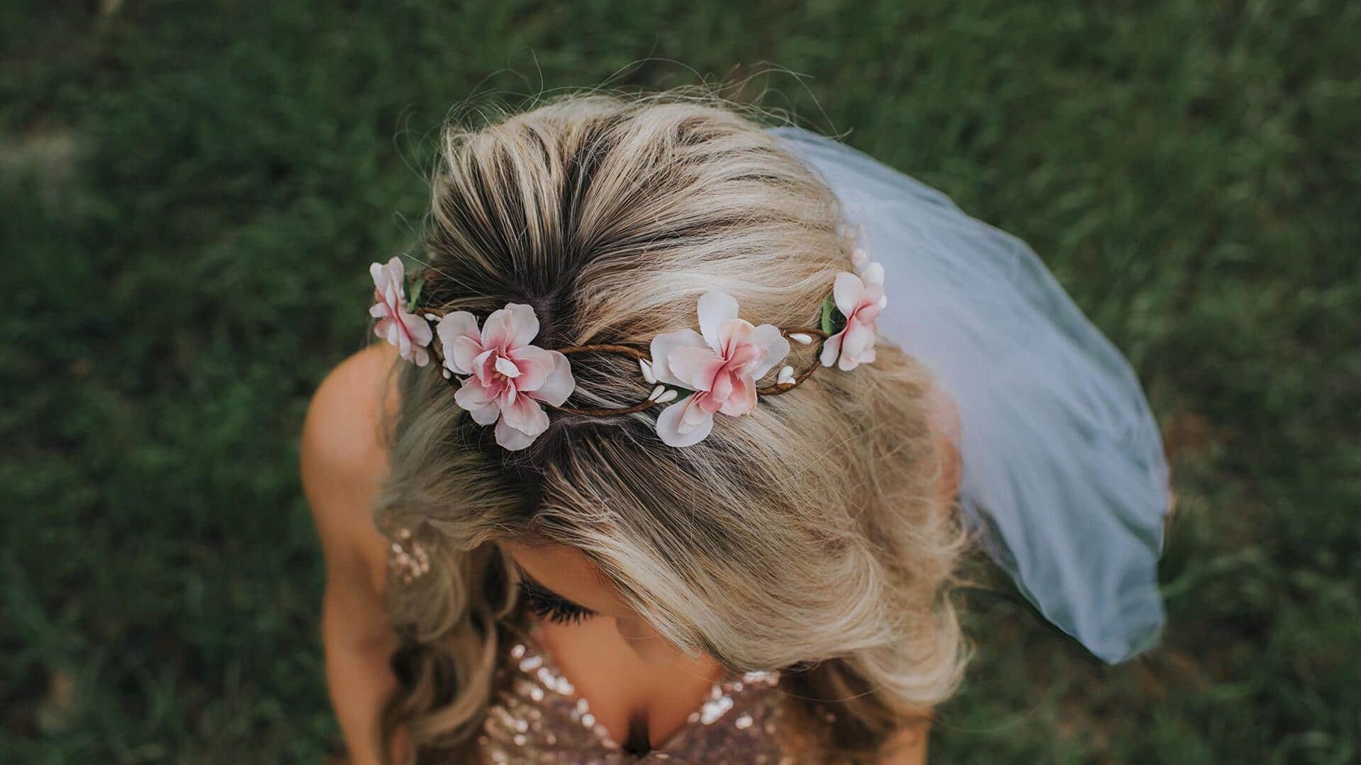 Flower petal hair accessories: 5 styles you'll love