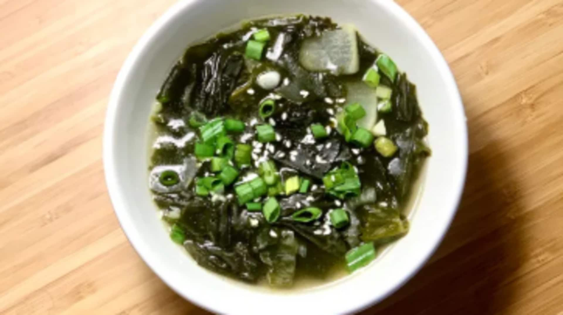 Vegan Cornish seaweed broth tutorial