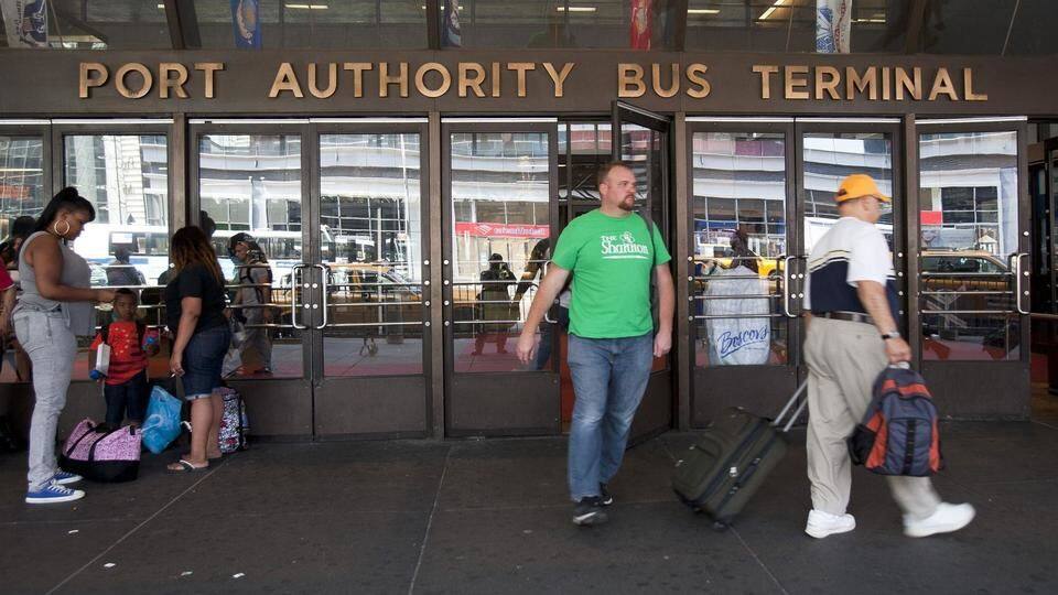 New York: Explosion near Times Square; one detained, several injured