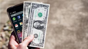 Online ads demanding advance payments scam people for money