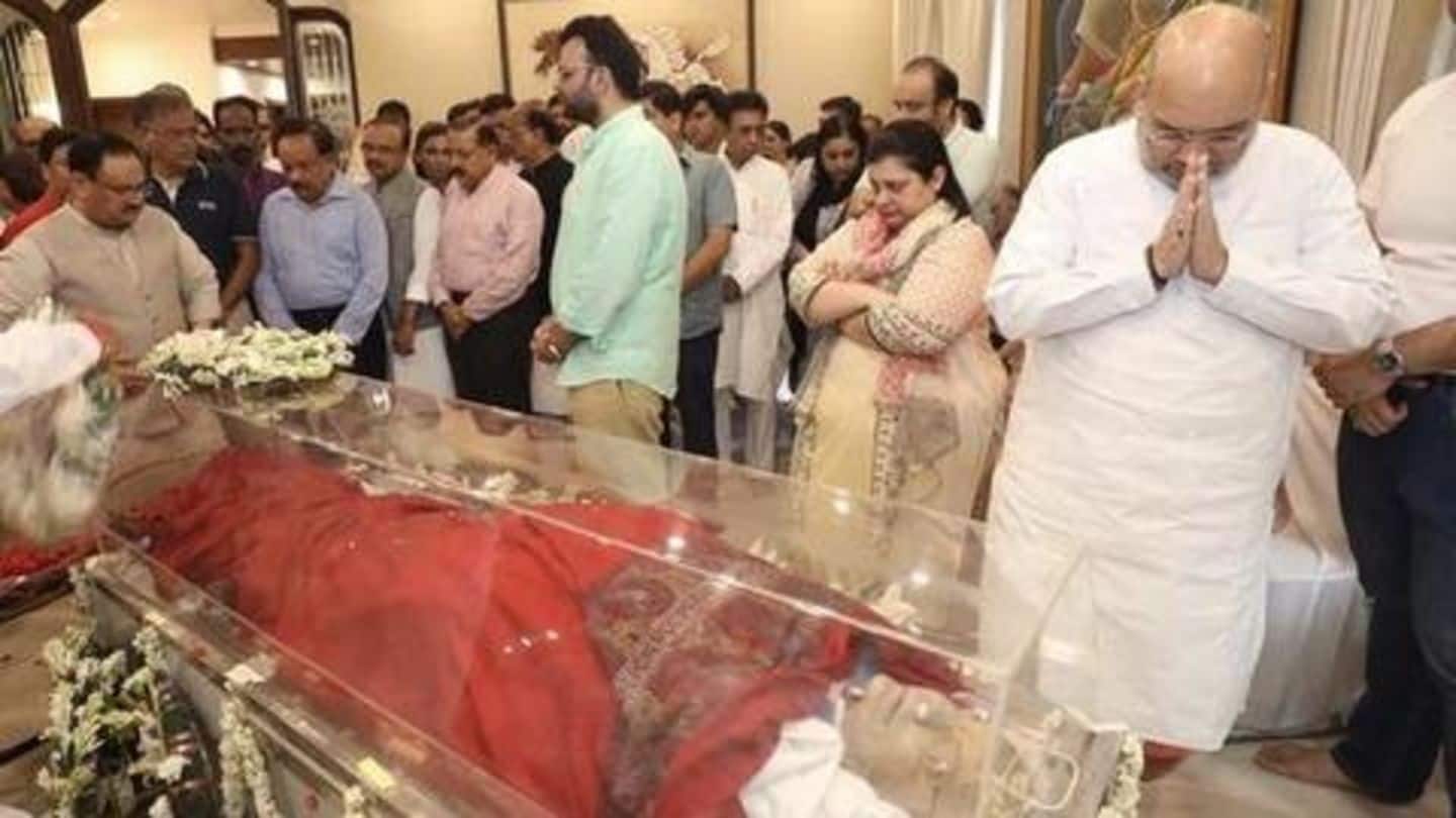 Politicians and British High Commissioner went to Jaitley's residence Politicians and British High Commissioner went to Jaitley's residence