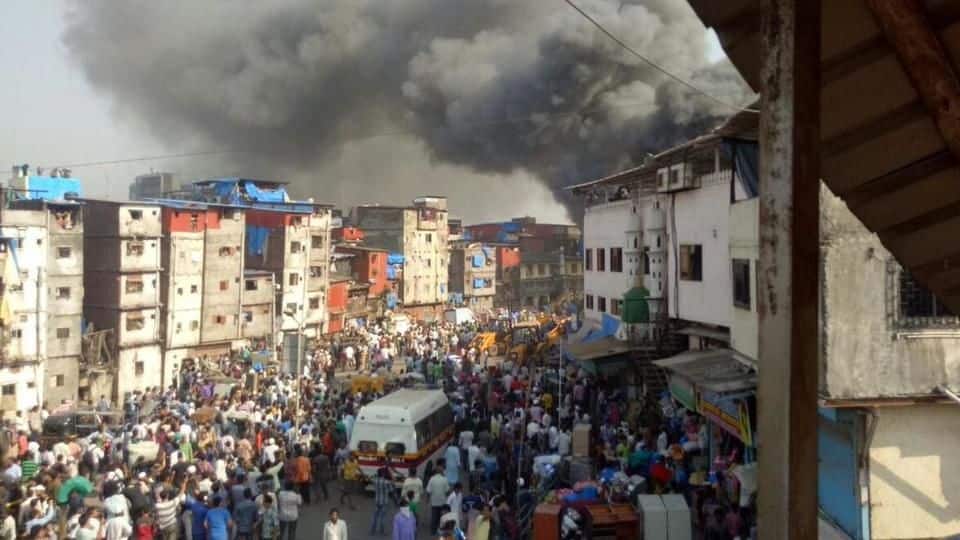 Massive fire near Mumbai's Bandra station