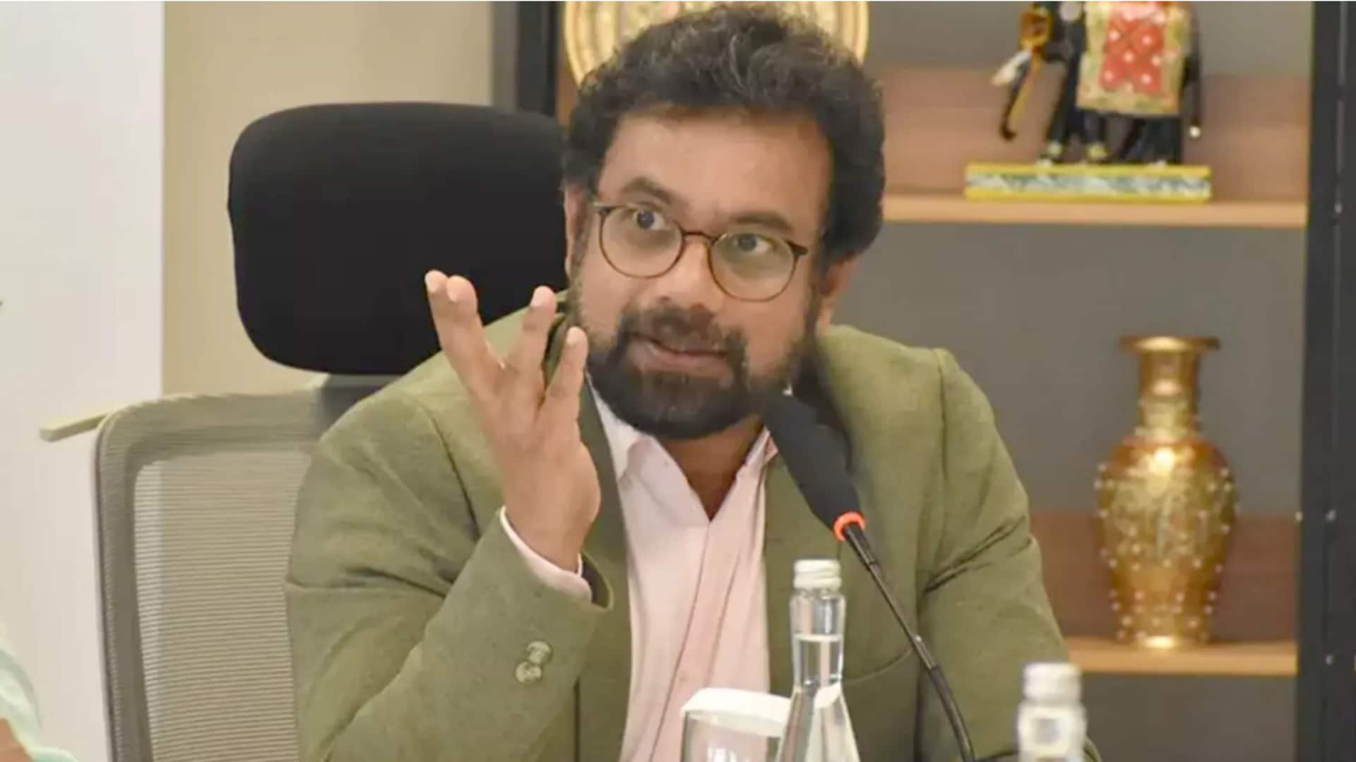 CPI(M)'s John Brittas criticizes Rahul's Germany trip, questions opposition's seriousness