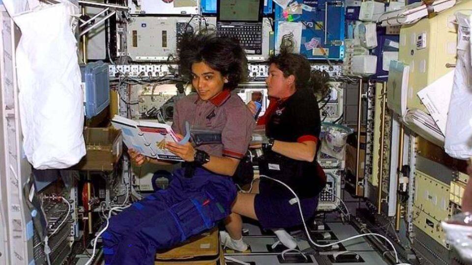 Kalpana made her debut in space on November 19, 1997 Kalpana made her debut in space on November 19, 1997