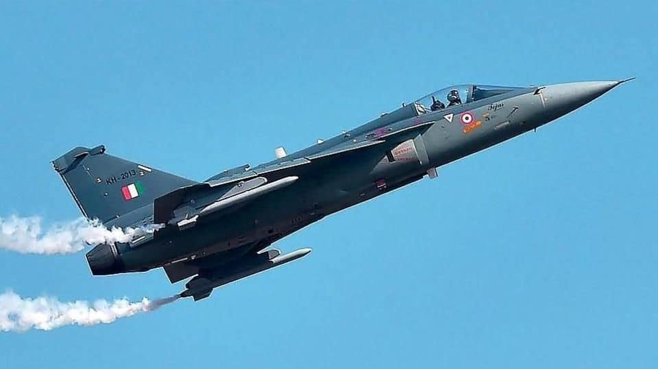 #DefenseDiaries: IAF issues proposal for 83 advanced Tejas Mk-1A warplanes