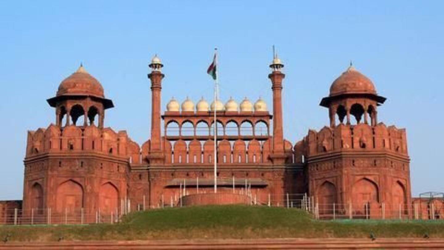 In a major goof-up, Pakistani tableau features Red Fort
