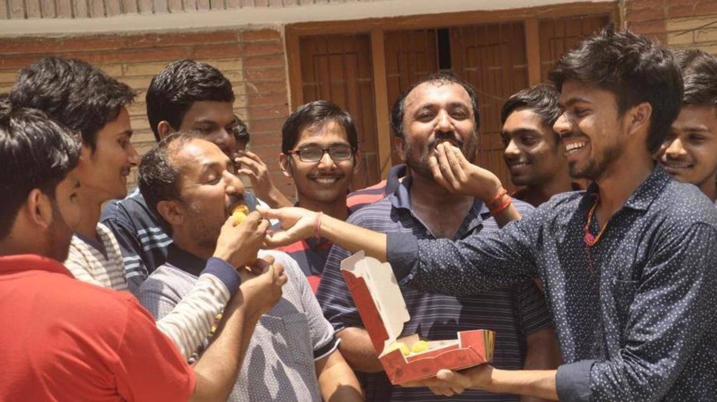 26 of Bihar's 'Super 30' clear JEE Advanced this time