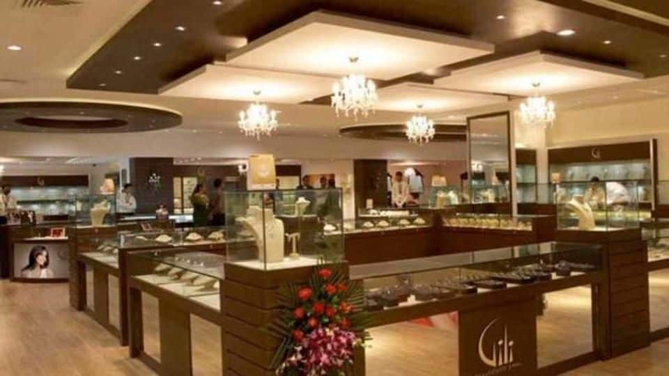 Gitanjali shares fall for third day, investors lose Rs. 300cr