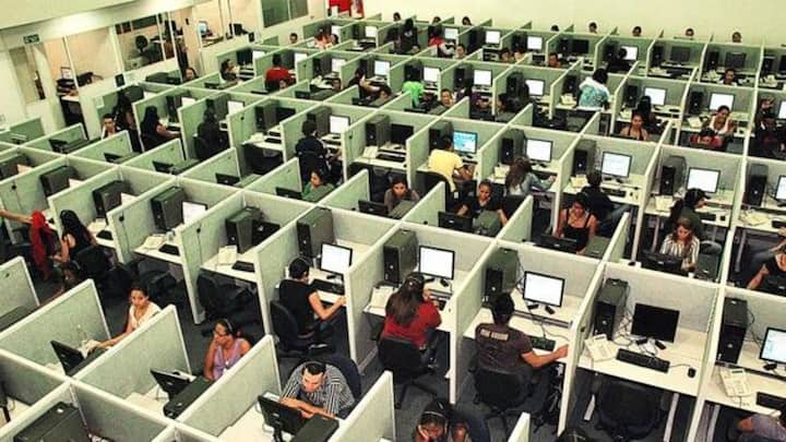 Gurugram: Fake call center which swindled thousands of dollars busted