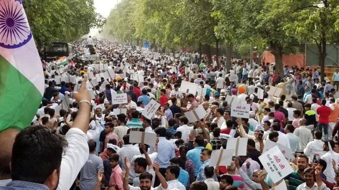 Thousands of AAP supporters marched for their demands yesterday Thousands of AAP supporters marched for their demands yesterday