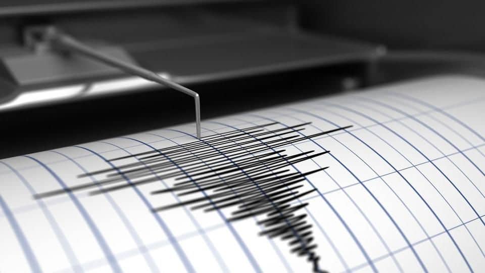 Strong tremors across Afghanistan-India-Pakistan, Delhi, UP, Punjab affected