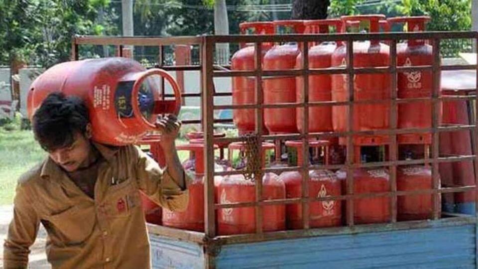 Rajasthan Congress organizes 'LPG funeral' to protest rising prices