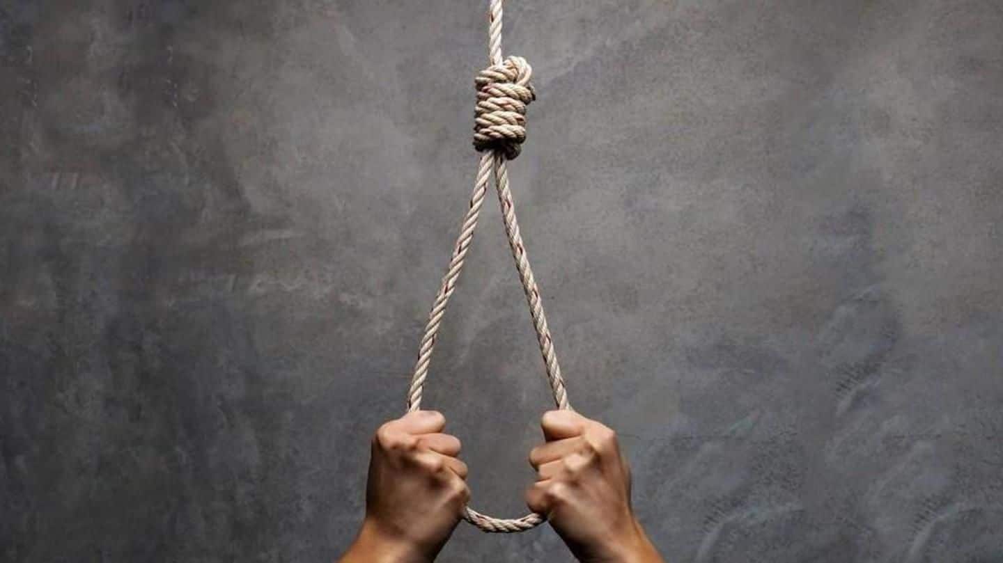 Girl hangs herself in Delhi police-post, cops 'panicked and hid'