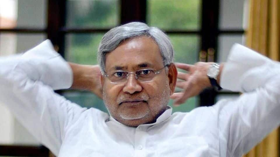 Nitish Kumar's convoy attacked in Buxar, CM unhurt