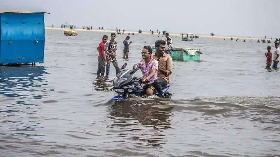 Chennai rain: City reels under severe waterlogging, showers to continue