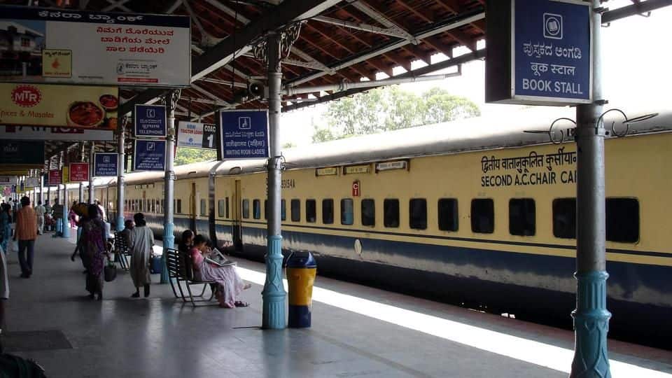 India to get 10 'airport-like' railway stations by 2020