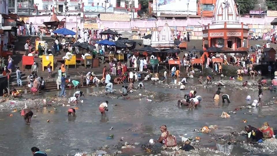 NGT bans plastic around Ganga again, imposes Rs. 5,000 fine