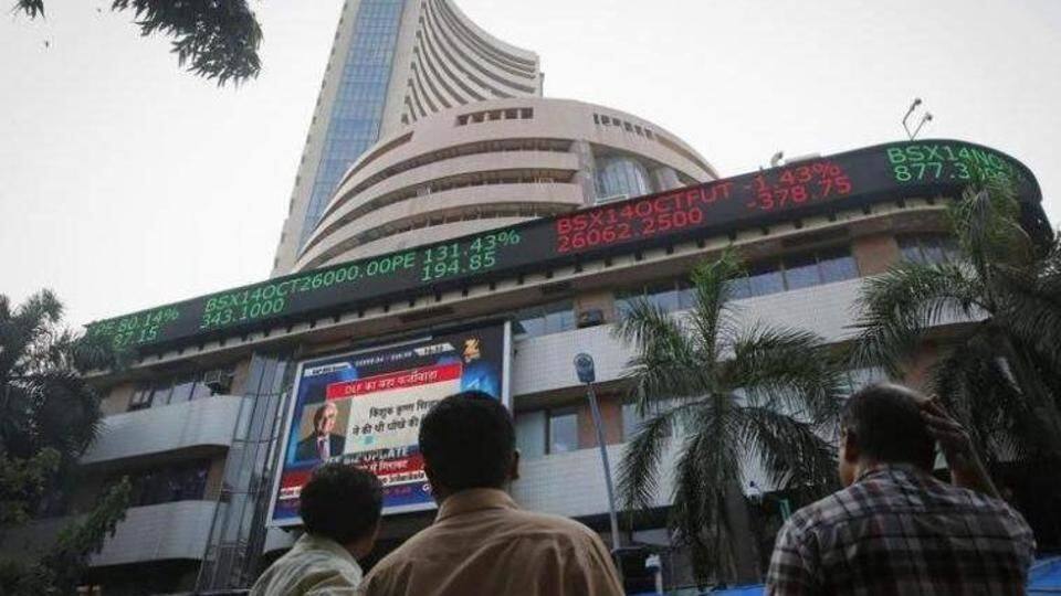 After Budget, Sensex closes 839 points lower, Nifty cracks too