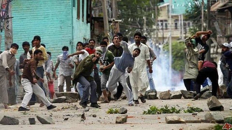 90% dip in stone-pelting incidents 'thanks to the Kashmiri people'