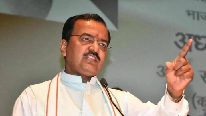 Bareilly DM removes FB post on Kasganj violence after rebuke Bareilly DM removes FB post on Kasganj violence after rebuke